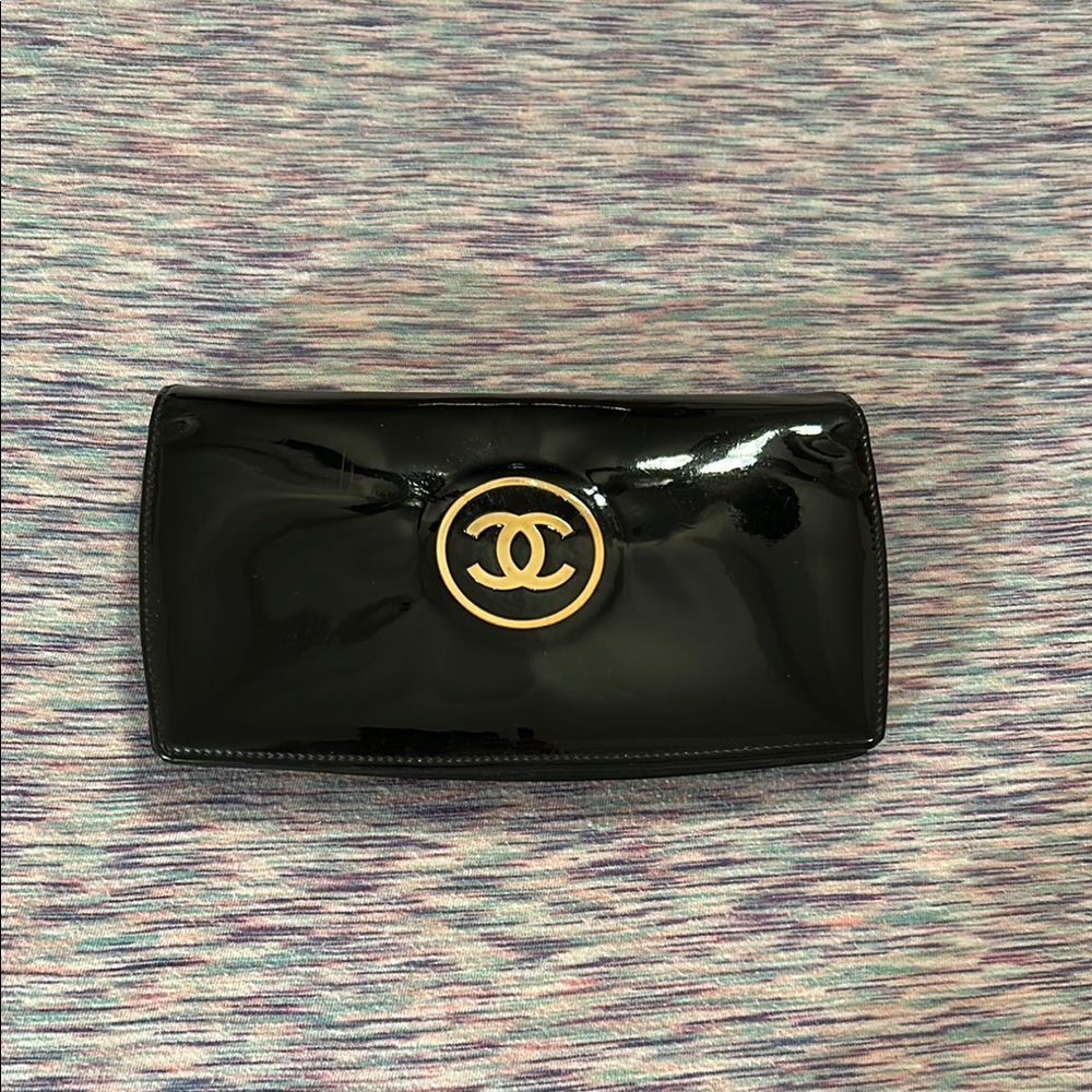 CHANEL Black Patent Leather Bifold wallet  with Gold CoCo Logo 7x4”
